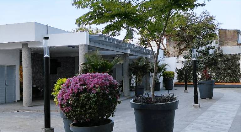 Holiday apartment with pool — photo 5