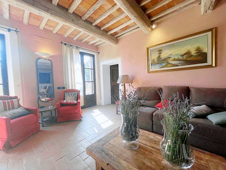 Charming Villa with Heated Pool in the Heart of Tuscany & Umbria — photo 2