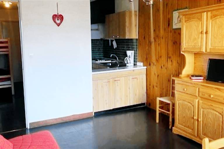 Rental apartment with 1 room for 6 persons — photo 3