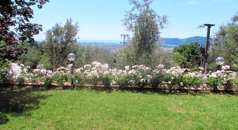 Il Porredo - seaview cottage with garden, terrace and patio - Fosdinovo in Fosdinovo
