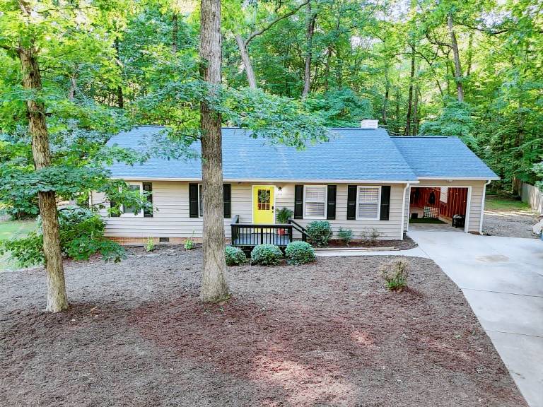 House  Hemlock Ridge