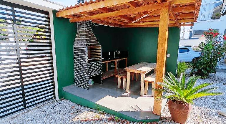 House with yard & barbeque — photo 5