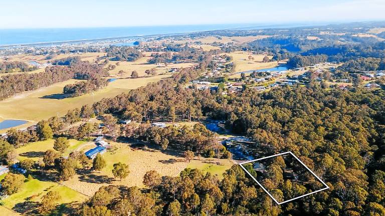 House Lakes Entrance