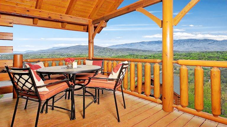 Cabin with pool, grill & sauna | Mountain view | Good for workation — photo 5