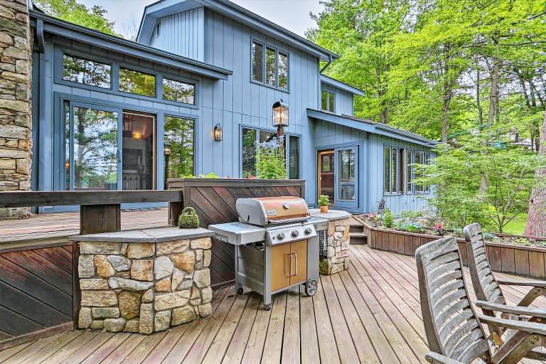 House Pocono Lake