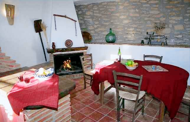 Vacation home with barbeque & terrace — photo 4
