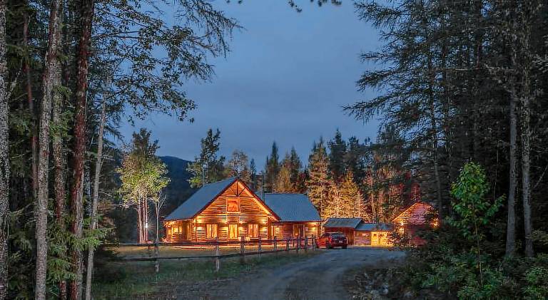 Pleasant chalet with jacuzzi | Dogs allowed — photo 4