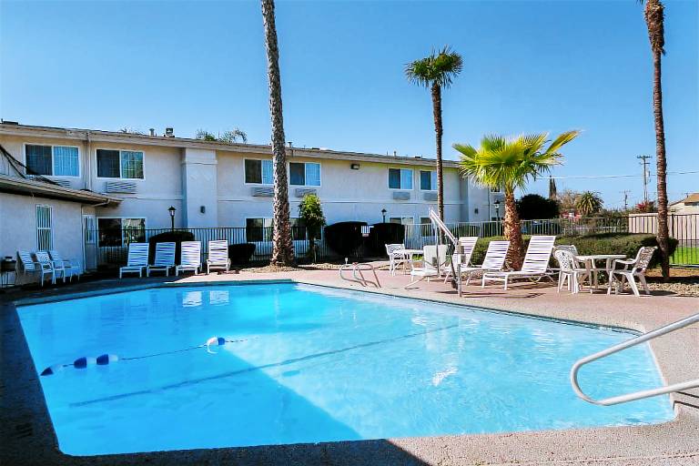 Ramada by Wyndham Merced — photo 4