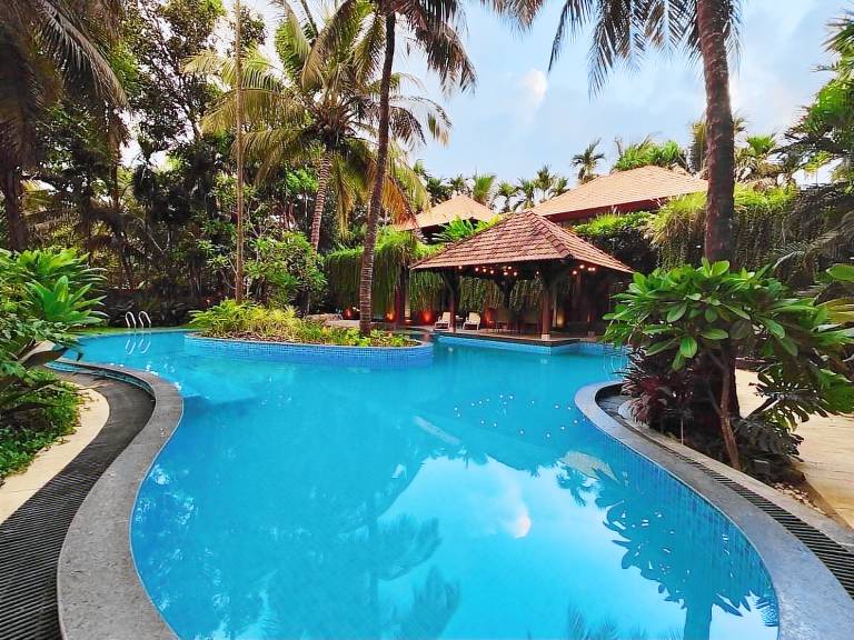 10000 m² Villa