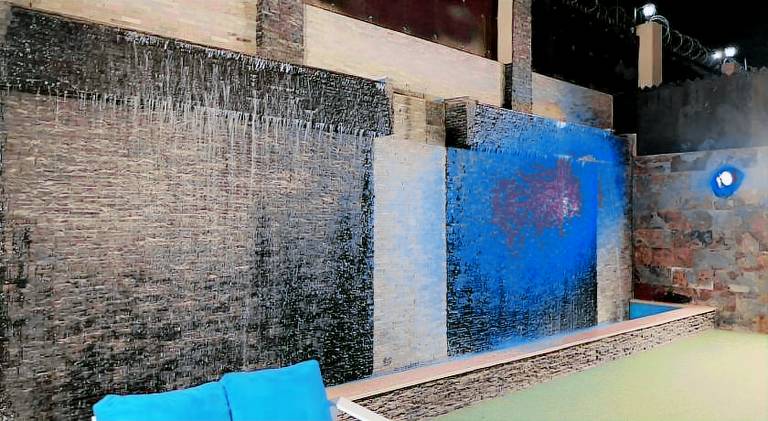 Trio villa with falls in compound فلا بحديقة كبيره وشلالات صناعية — photo 4
