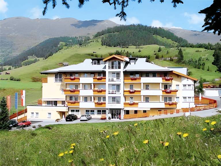 Hotel Castel - pure Lebensfreude in Ladis