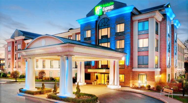 Holiday Inn Express Hotel & Suites Warwick-Providence Airport By IHG — photo 2