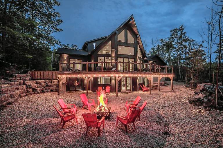 Cabin Red Bay