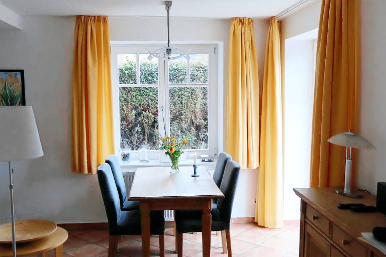 Komfortable Ferienwohnung mit Terrasse und Wlan für 4 Personen — photo 2