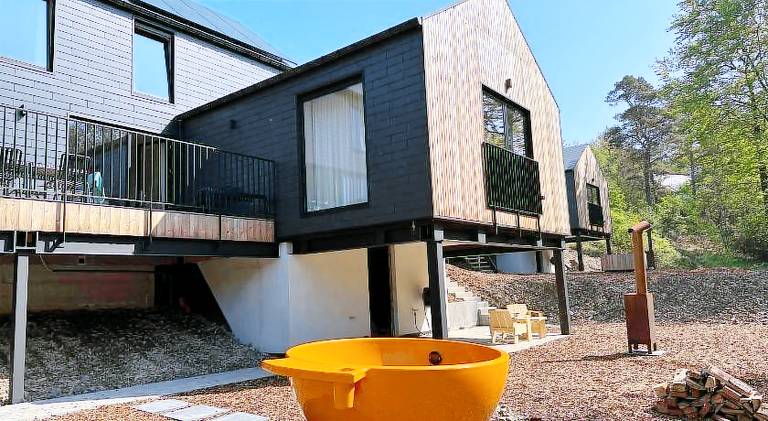 Vacation home with pool, jacuzzi & barbeque — photo 5