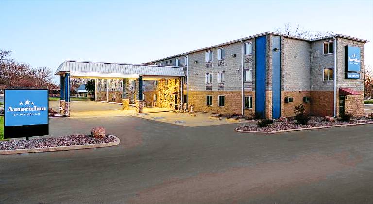 AmericInn by Wyndham Madison WI — photo 2