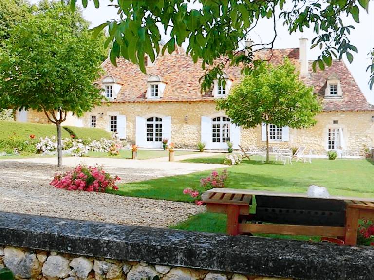 Château Montagnac-la-Crempse