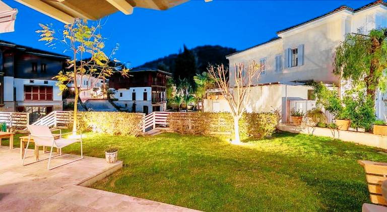 Villa with patio & private pool — photo 5