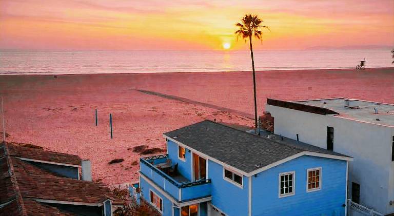 Oceanfront Atelier by AvantStay Beachfront Balboa Peninsula Escape in Newport