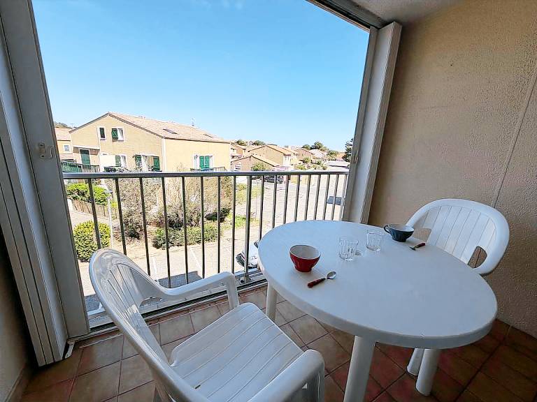 Rental apartment with pool — photo 2