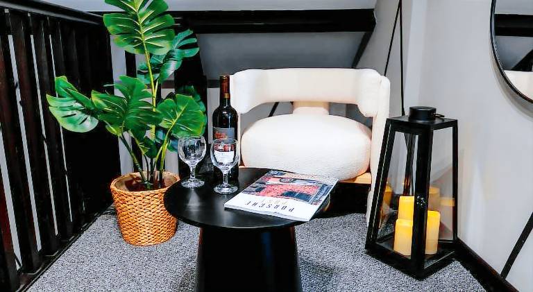 Bristol Boutique Stay — photo 2