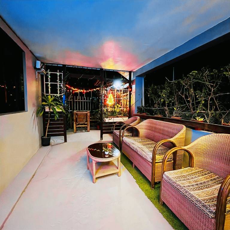 Hotel Sisters Inn Moalboal - Cebu Philippines in Moalboal