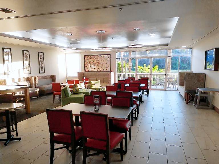 Daytona Speedway Hotel — photo 3