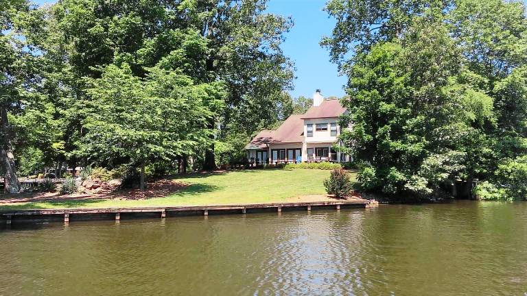 House High Rock Lake