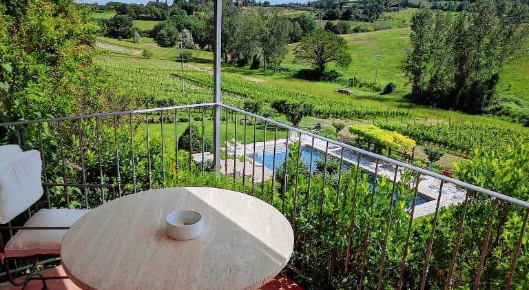 Farm with terrace, barbecue & pool | Perfect for remote work — photo 3