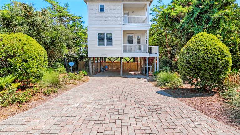 House  Seacrest