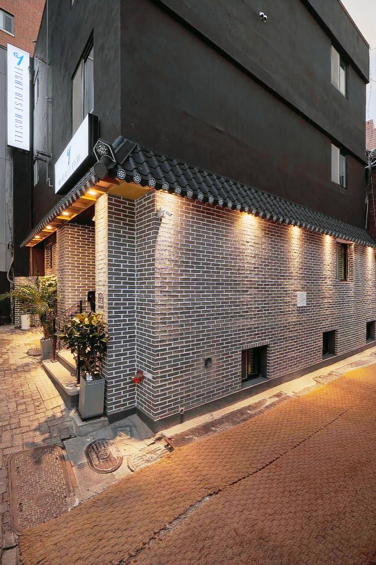 Eight Rest Hostel Myeong dong