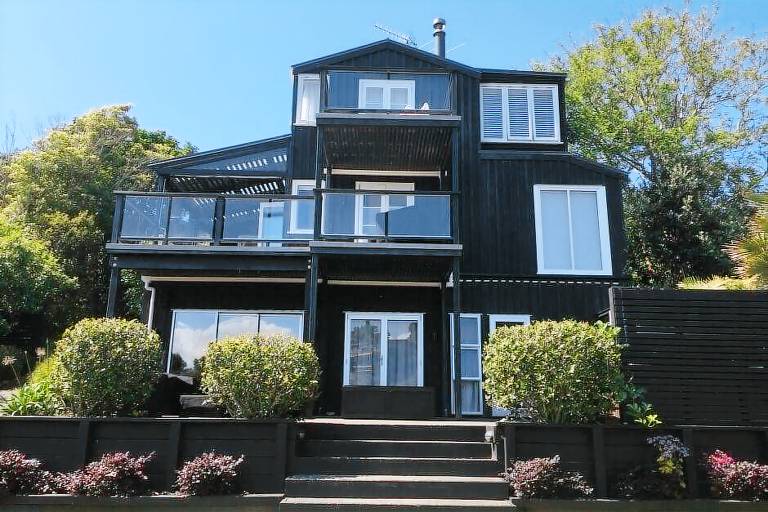 Ferienhaus  Oneroa