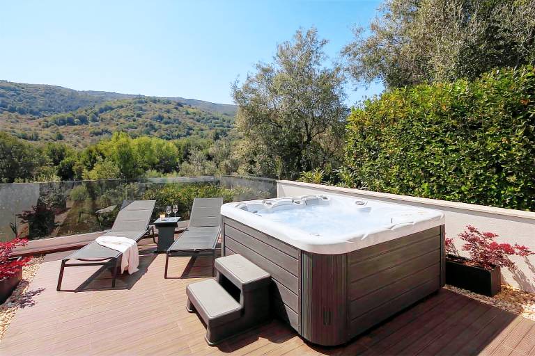Children-friendly charming luxury rental with garden, sauna & private pool | Pets are welcome — photo 2