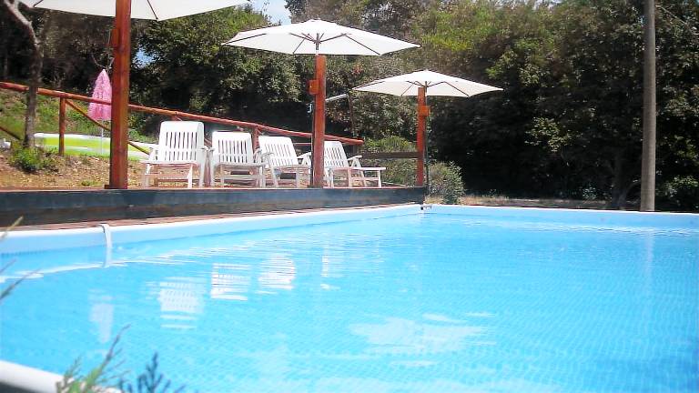 Ferienwohnung mit Grill, Garten und privatem Pool