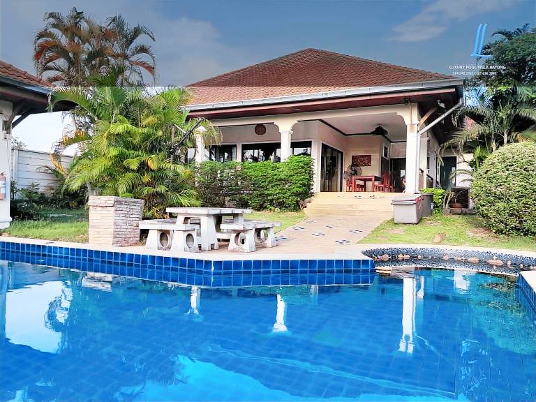 Luxury Pool Villa Rayong in Rayong