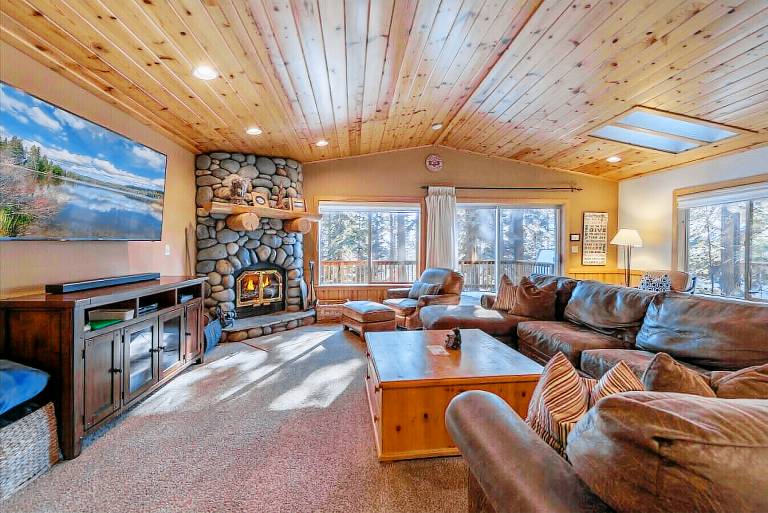 Cabin Carnelian Bay