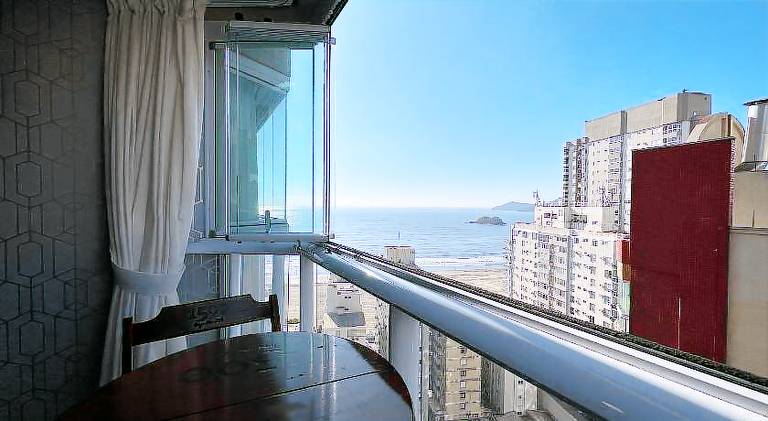 Holiday apartment with 2 rooms for 6 persons in Balneário Camboriú