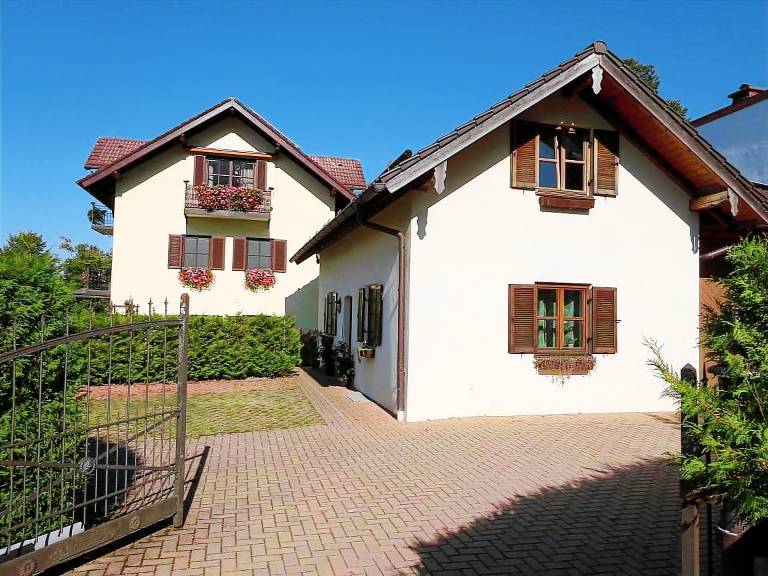 Ferienwohnung in Bayerisch Gmain f&uuml;r max. 3 Personen