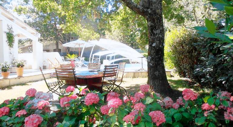 Vacation home with pool | Pet-friendly — photo 2