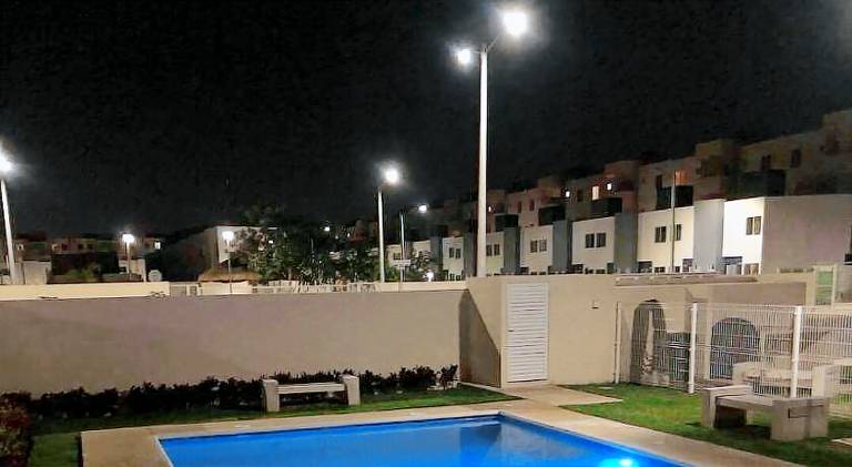 Charming vacation home with pool | Pets allowed — photo 4