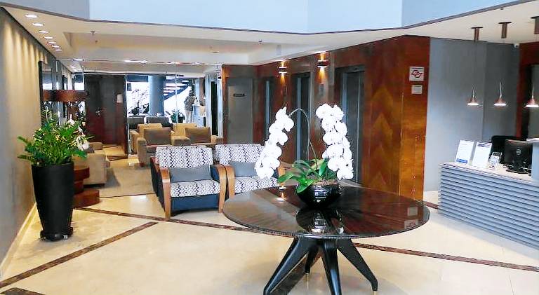 Serviced apartment with patio, pool & sauna — photo 4