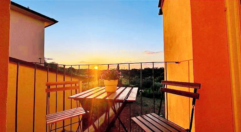 Holiday apartment with barbeque & terrace in Casciana Terme Lari
