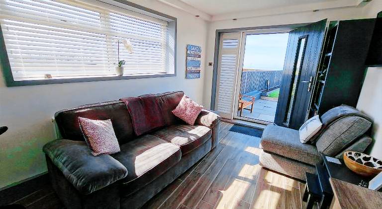 Beautiful rental apartment with pool | Next to the beach | Dogs allowed — photo 2