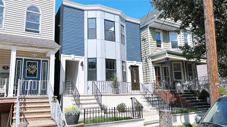 House Bayonne