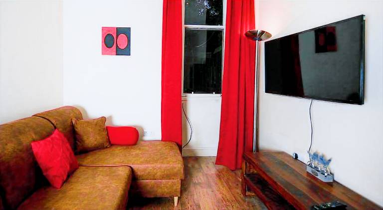 Apartment | Next to Holyrood Palace in Edinburgh