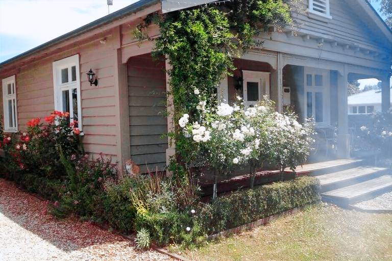 Cabin  Martinborough