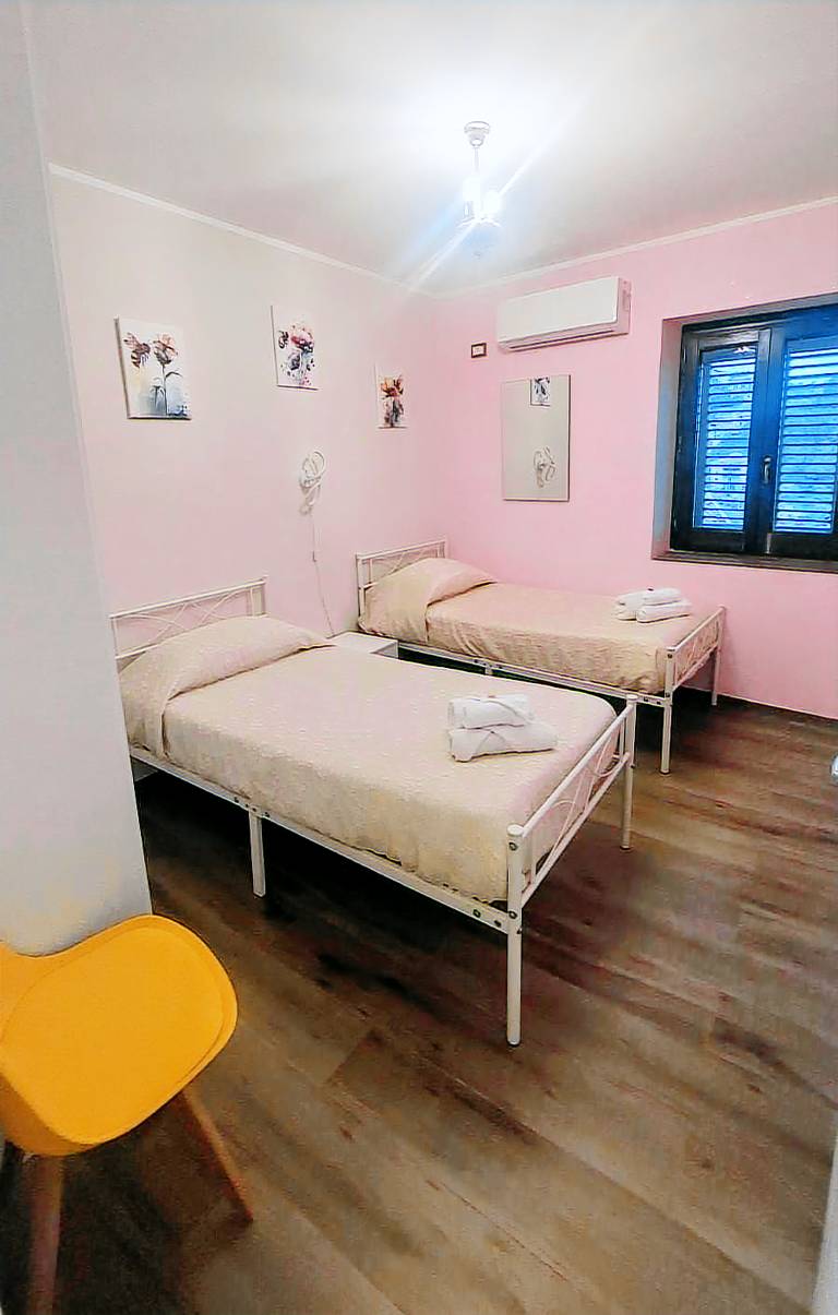 Privatzimmer in Monterosso Calabro, Kalabrien f&uuml;r max. 2 Personen