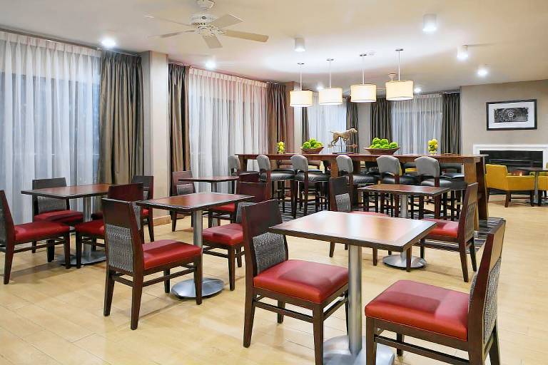 Hampton Inn Charlotte-University Place — photo 3