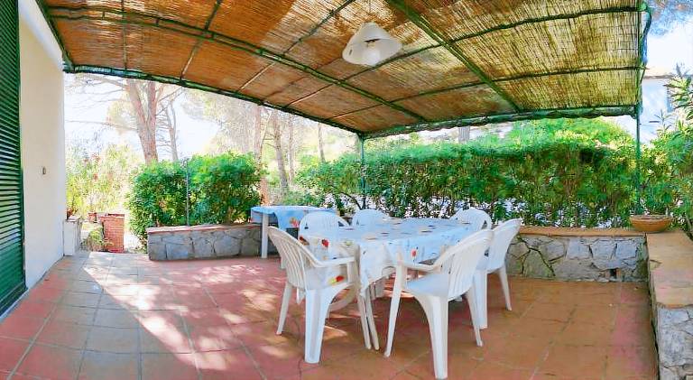 Villaggio la Serra - Appartamenti con giardino in Campo nell'Elba