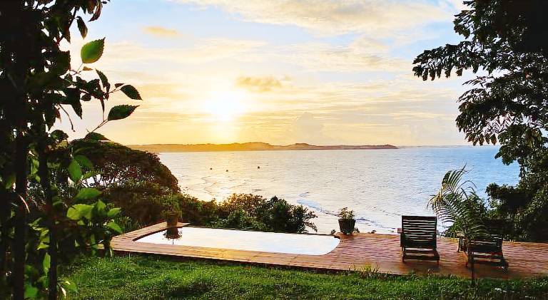 Villa with pool — photo 3